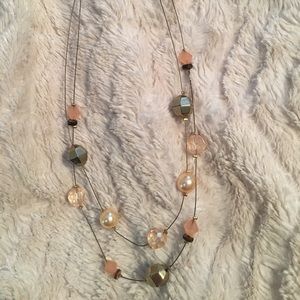 Floating pearl necklace